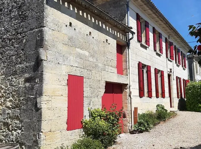 Maison Rouge