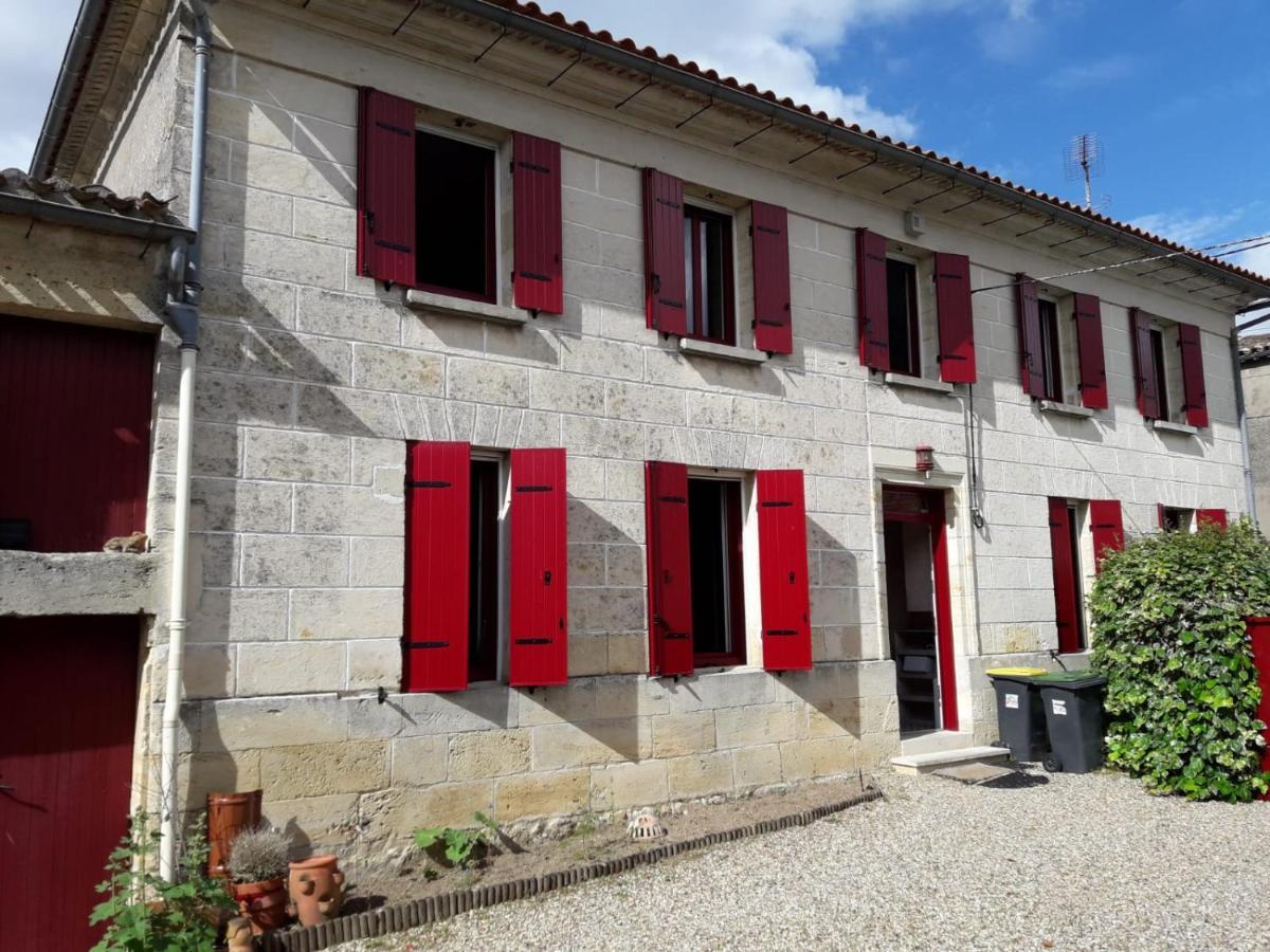 Maison Rouge Hébergement de vacances Montagne (Gironde)